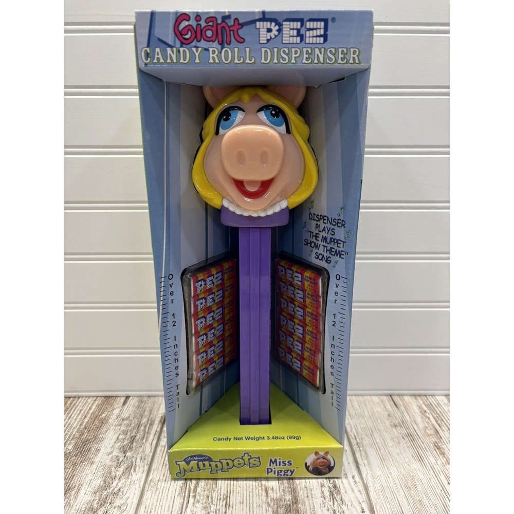 2003 Giant Pez Muppets Miss Piggy Candy Roll Dispenser (Brand New in Box)
